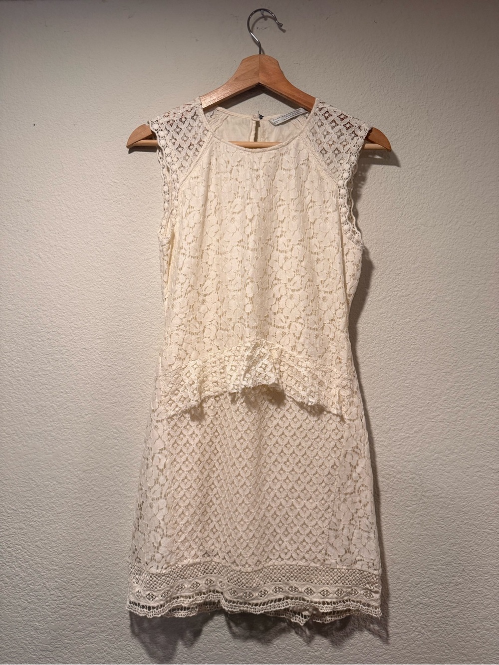 ZARA Ivory Lace Sleeveless Mini Dress